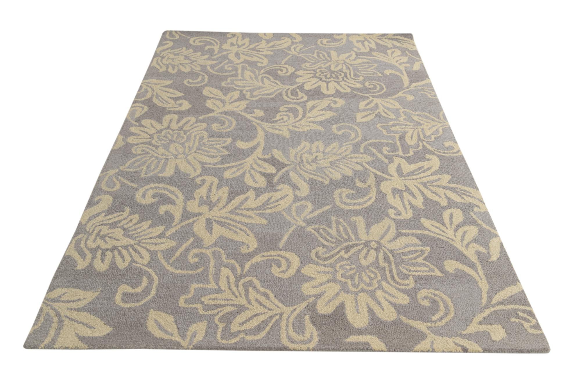 5' x 8' Agra Wool Rug