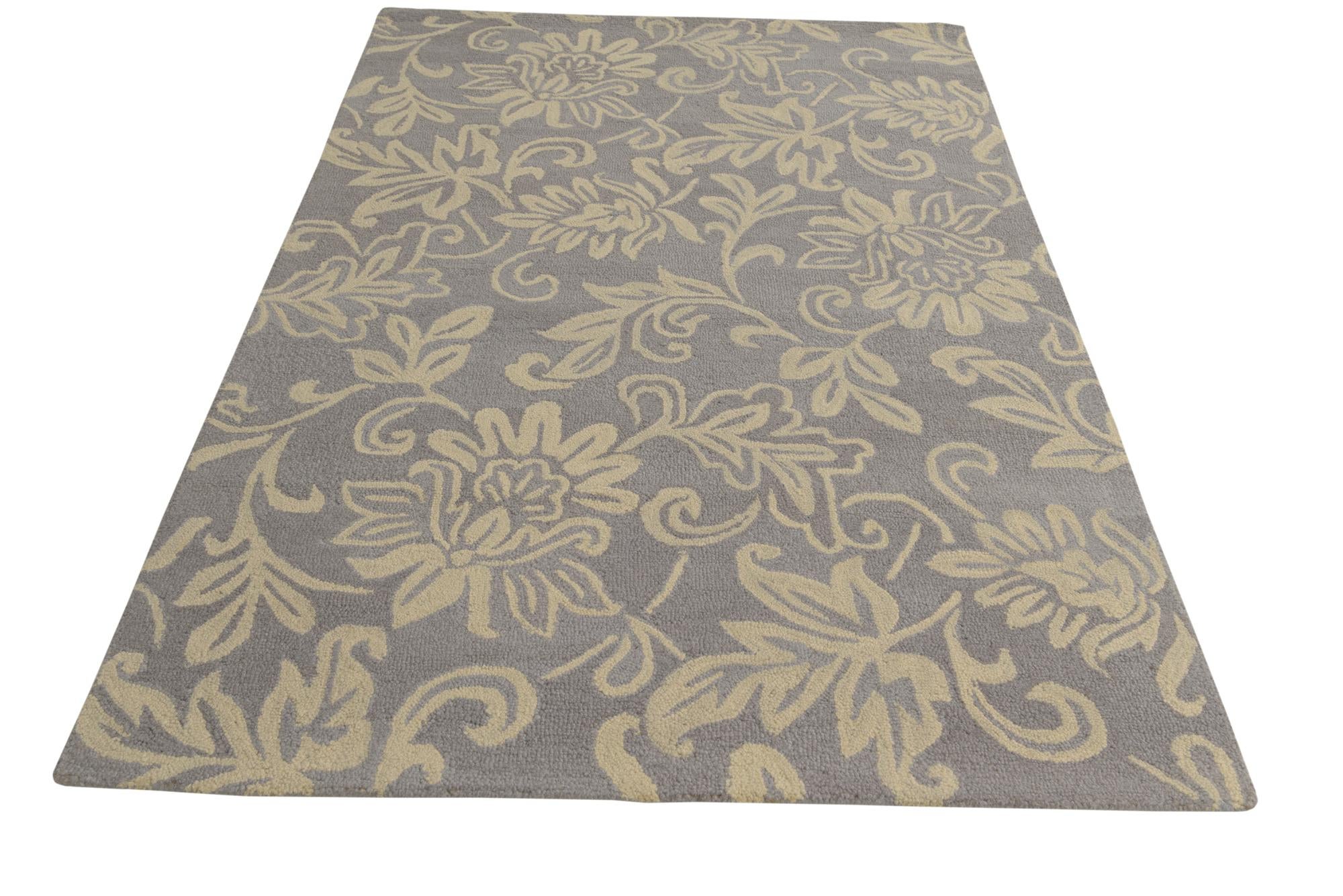 5' x 8' Agra Wool Rug