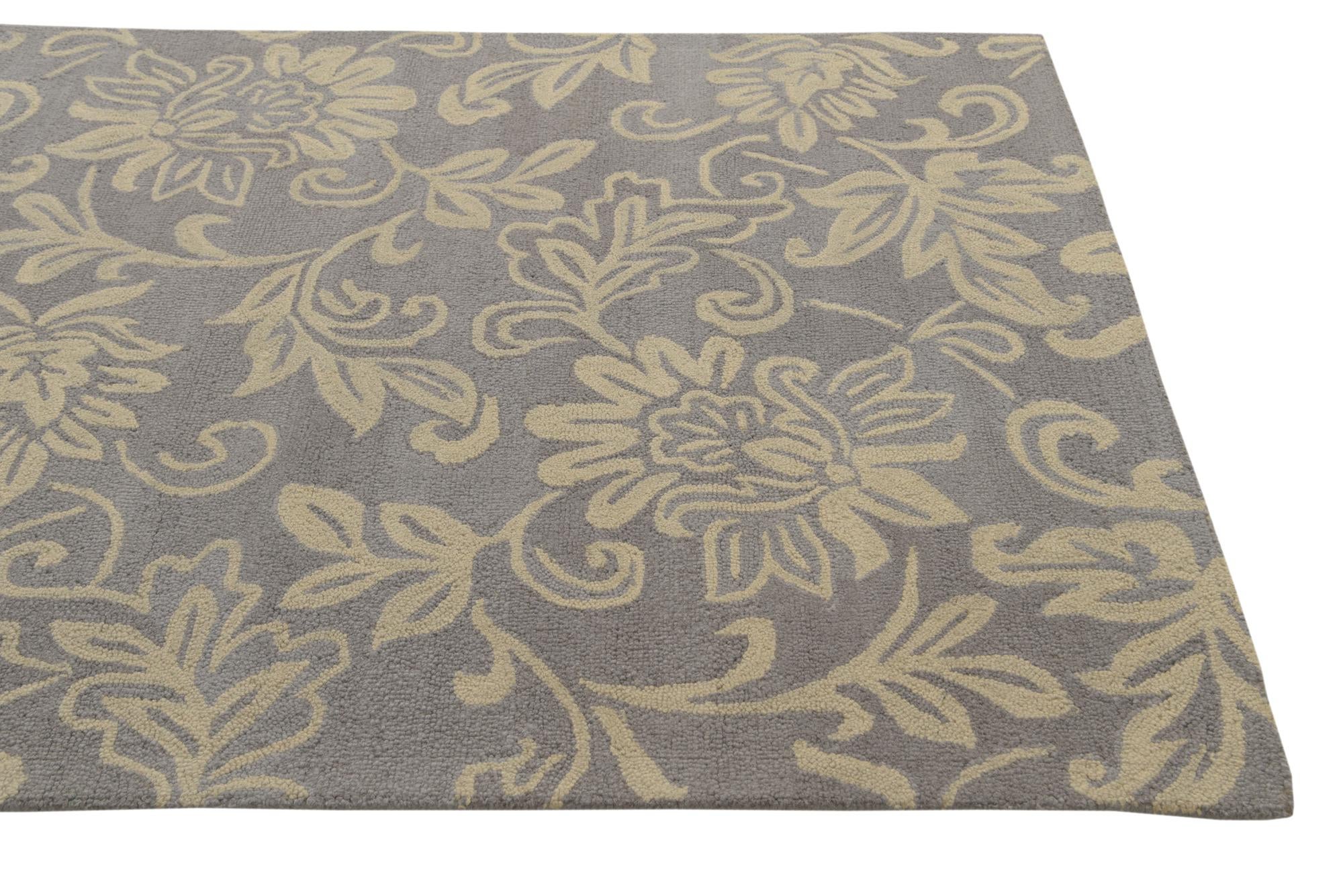 5' x 8' Agra Wool Rug