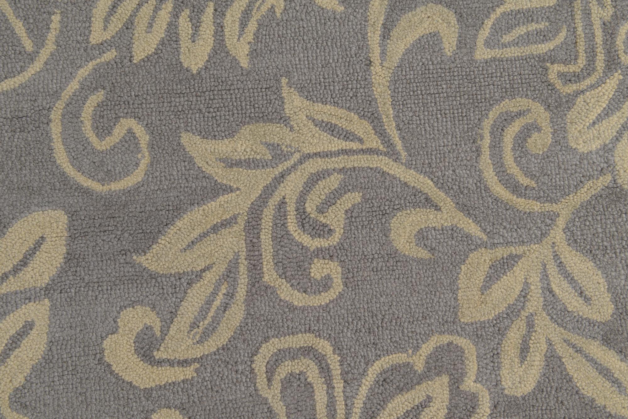 5' x 8' Agra Wool Rug