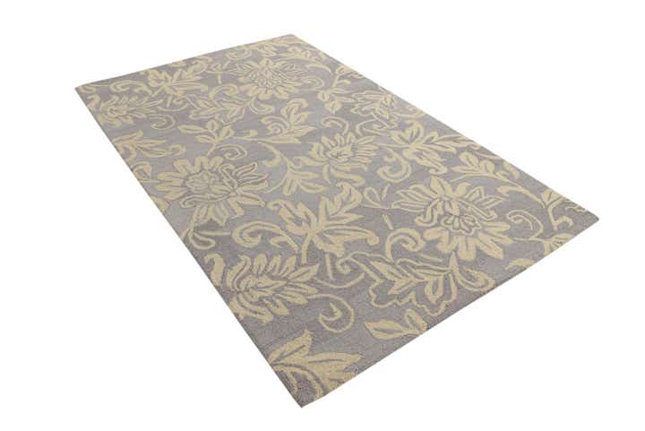 5' x 8' Agra Wool Rug