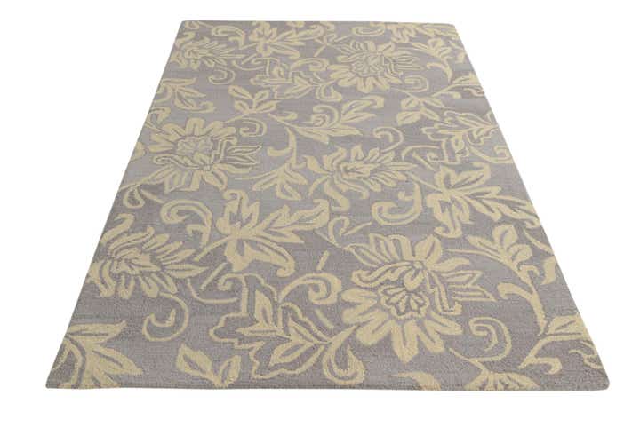 5' x 8' Agra Wool Rug
