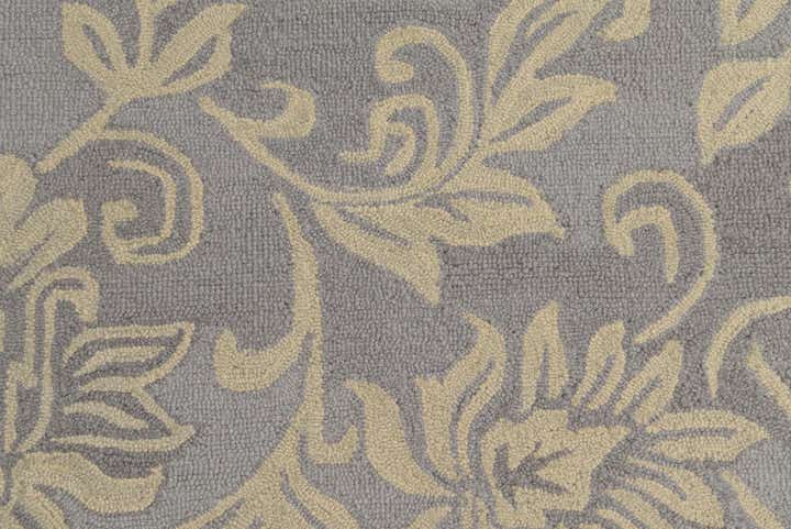 5' x 8' Agra Wool Rug