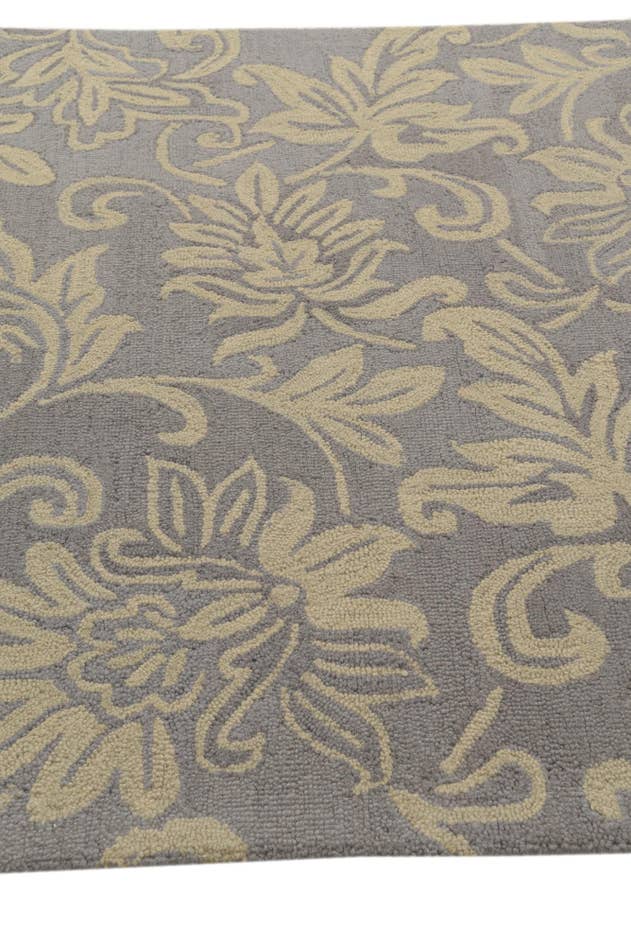 Detail image of 5' 1 x 8' Agra Wool Rug