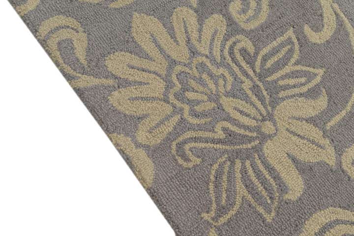 5' 1 x 8' Agra Wool Rug