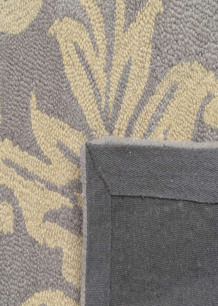 5' x 8' Agra Wool Rug