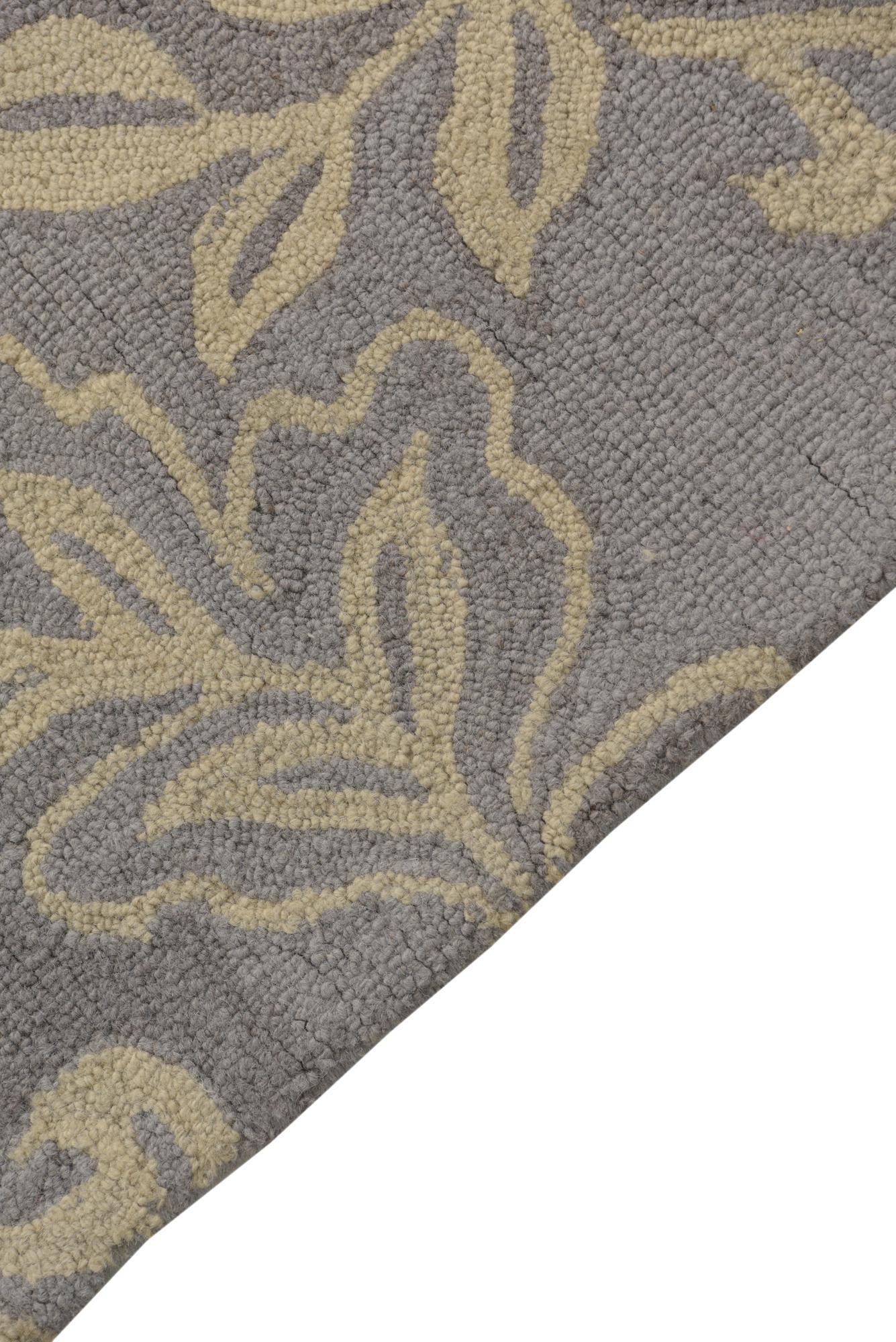 5' x 8' Agra Wool Rug