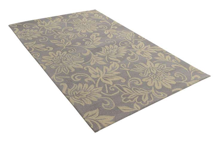 5' x 8' Agra Wool Rug