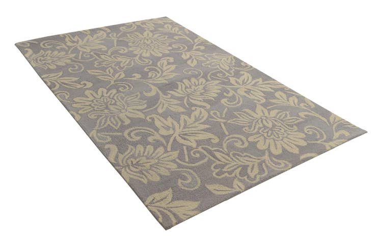 Detail image of 5' x 8' Agra Wool Rug