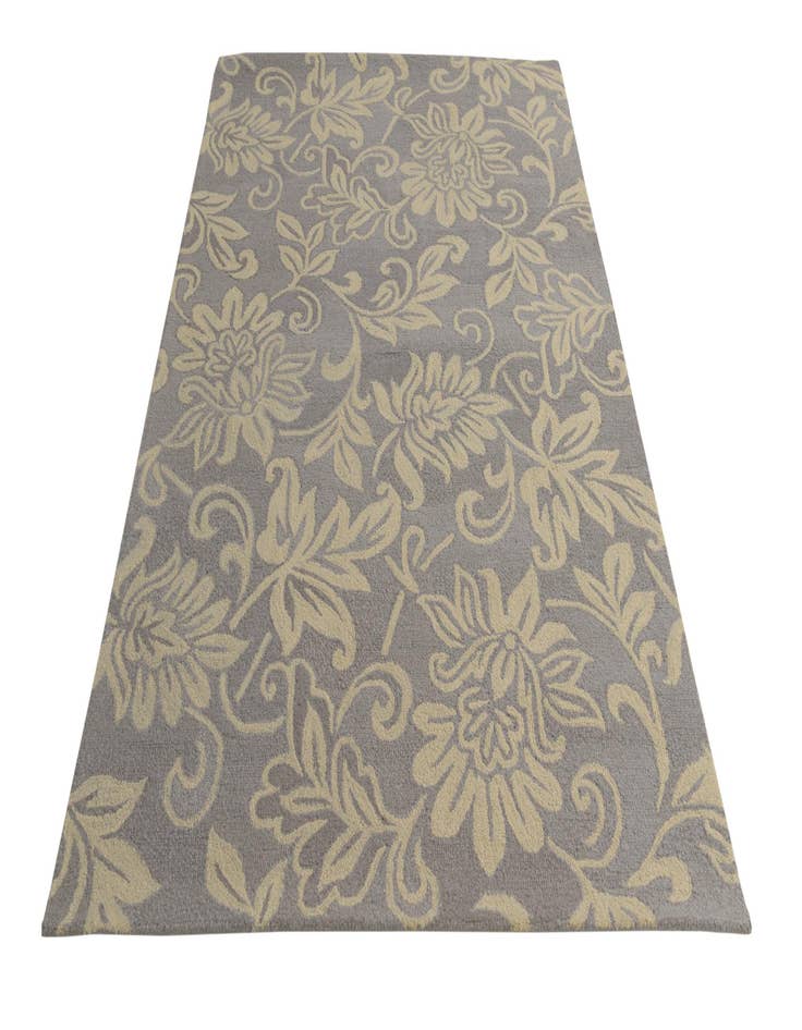 Detail image of 5' x 8' Agra Wool Rug