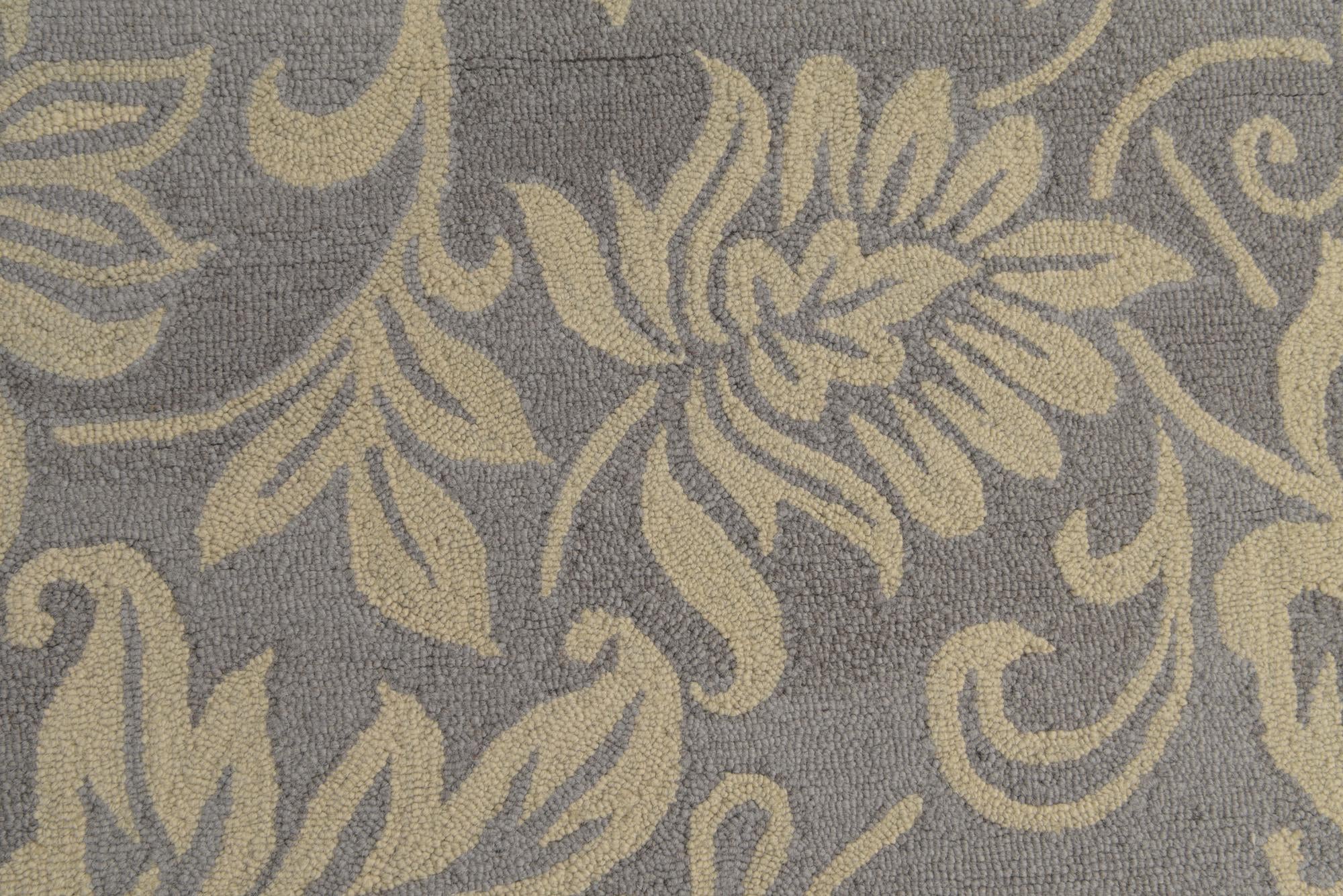 5' x 8' Agra Wool Rug