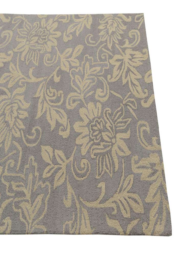 5' x 8' Agra Wool Rug