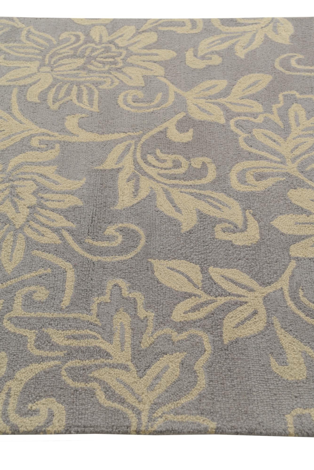 5' x 8' Agra Wool Rug
