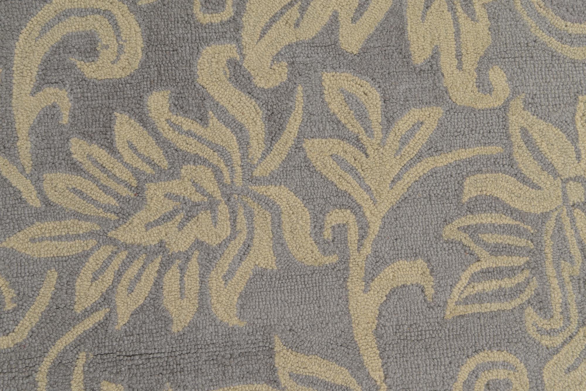 5' x 8' Agra Wool Rug