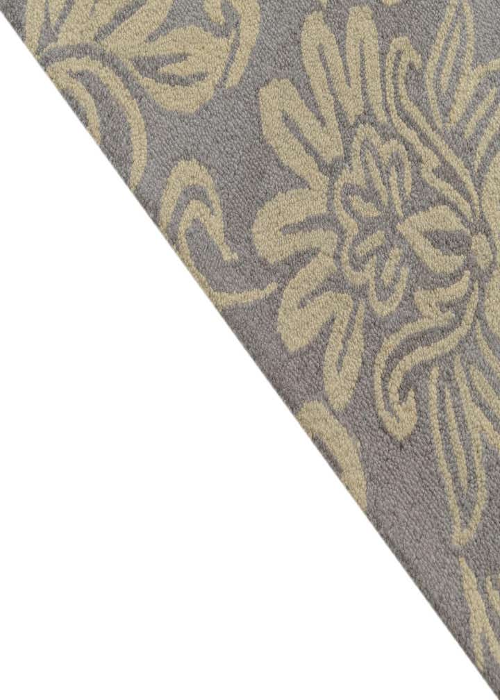 5' x 8' Agra Wool Rug