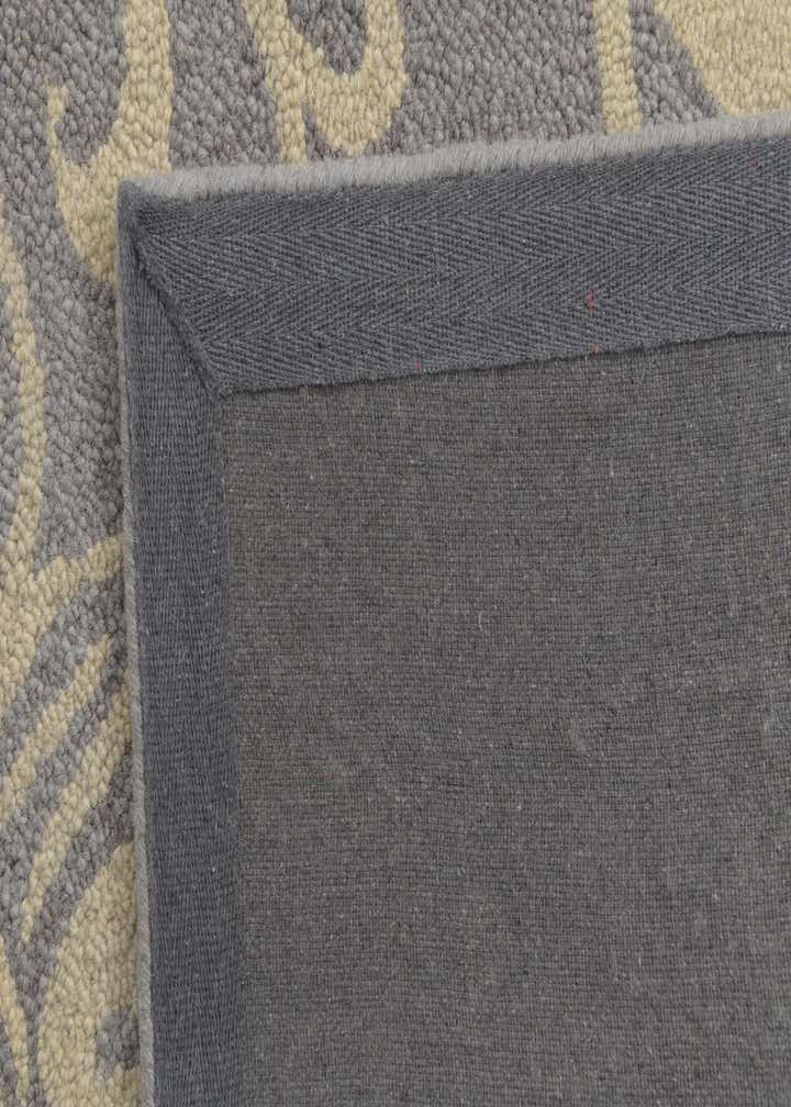 5' x 8' Agra Wool Rug