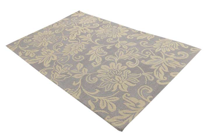 5' x 8' Agra Wool Rug