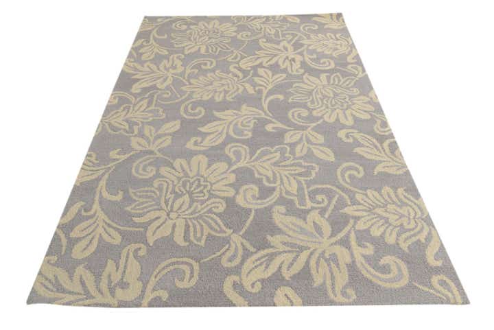 5' x 8' Agra Wool Rug
