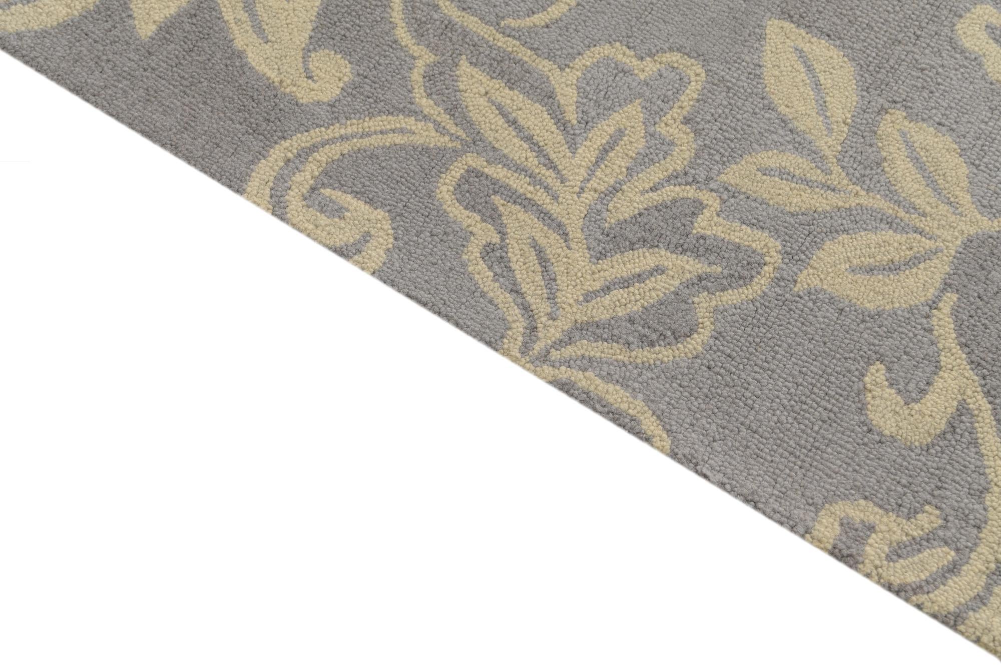 5' x 8' Agra Wool Rug