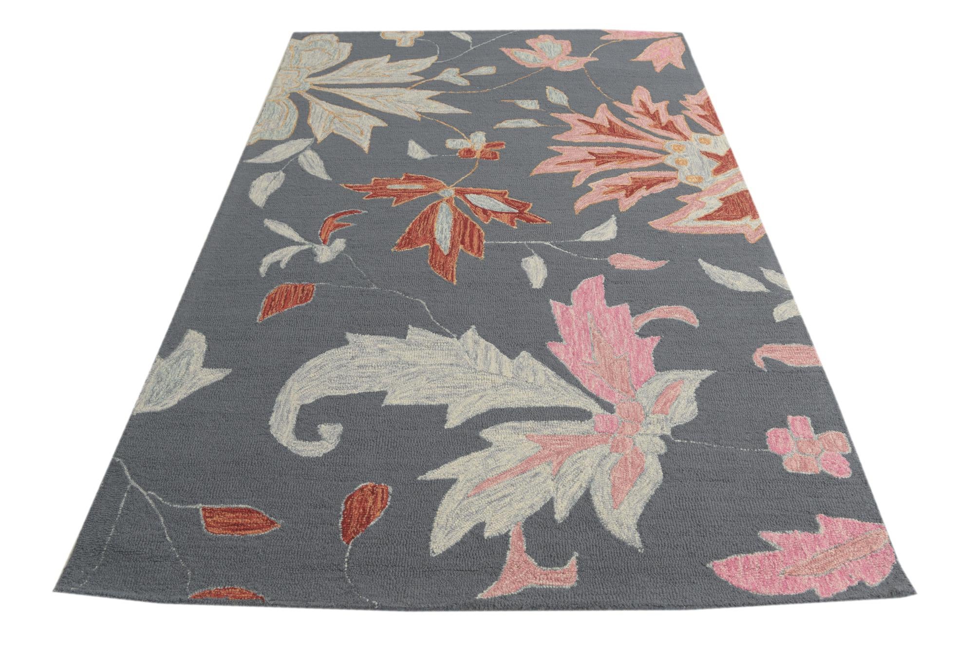 5' 1 x 8' Agra Wool Rug