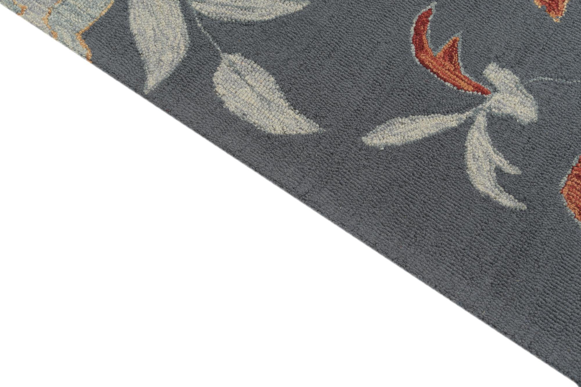 5' 1 x 8' Agra Wool Rug