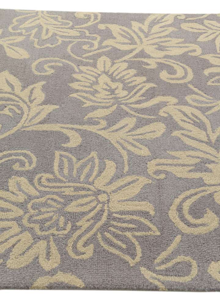 5' x 8' Agra Wool Rug