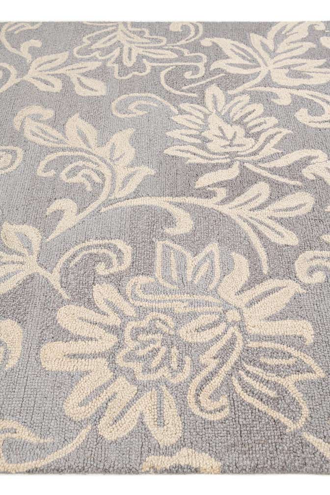 5' x 8' Agra Wool Rug