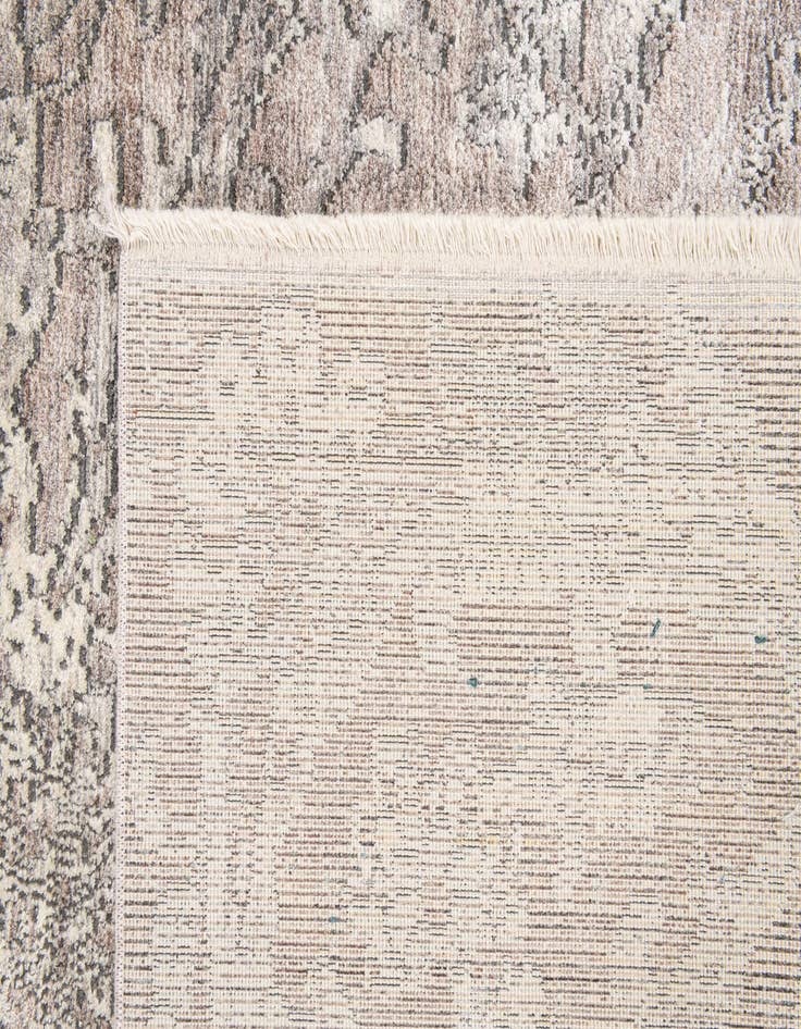 Detail image of 5' 3 x 7' 6 Alexis Rug