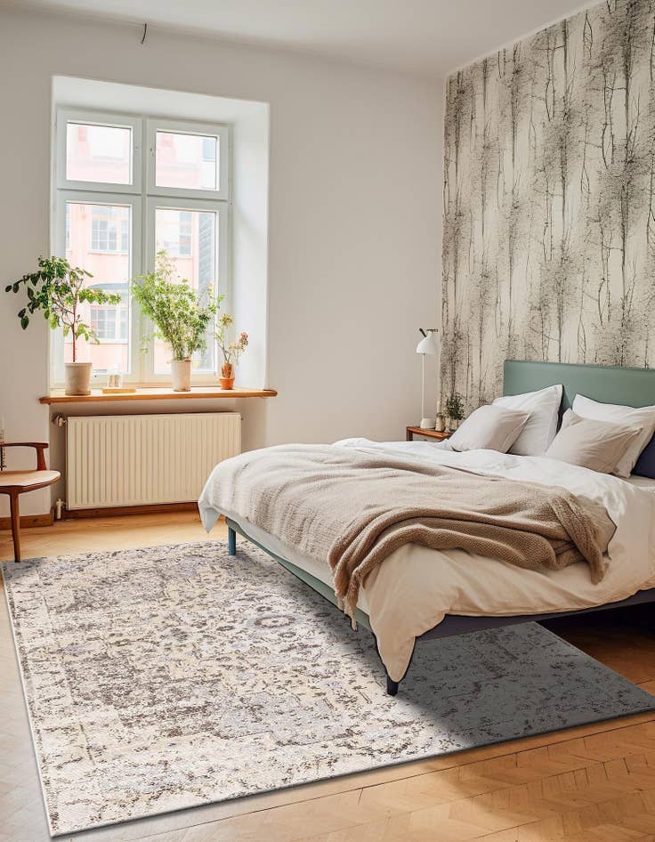 Detail image of 8' x 10' Amulet Rug