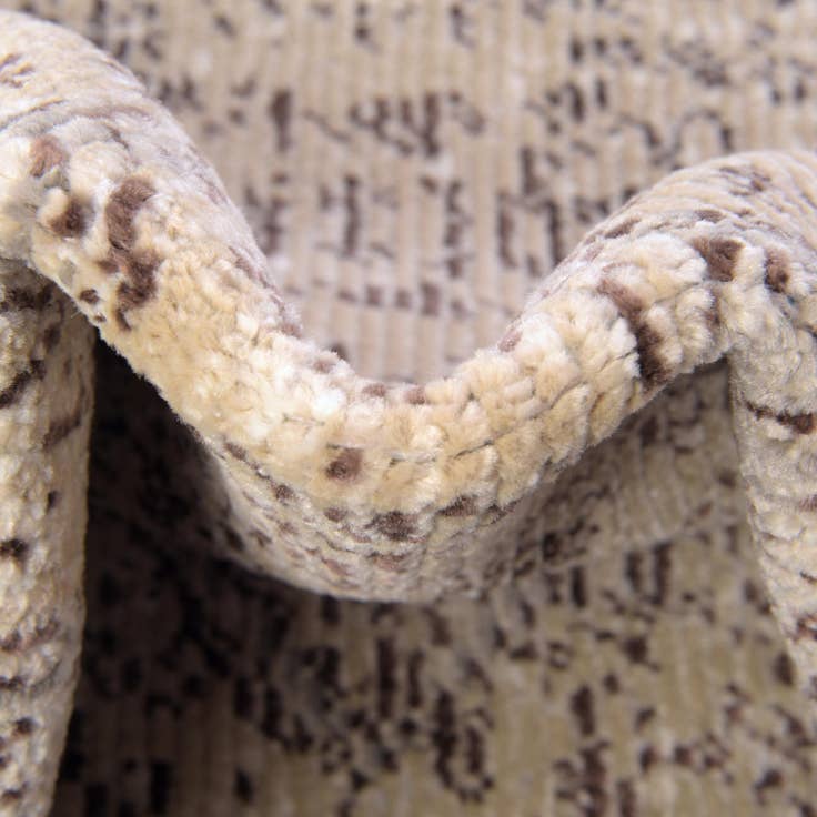 Detail image of 5' x 8' Amulet Rug