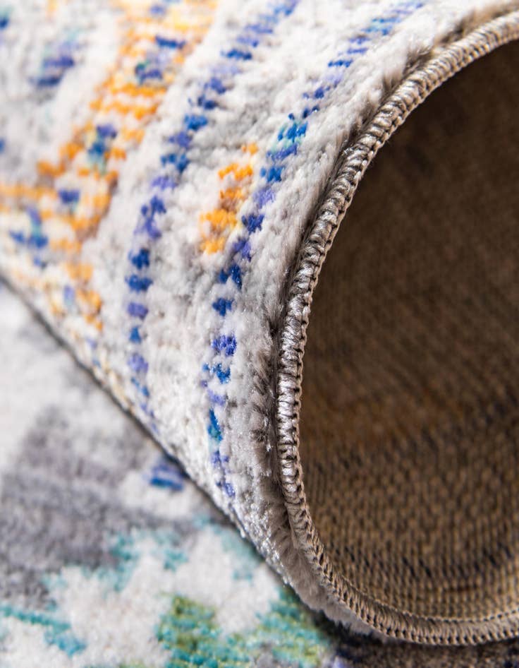 Detail image of 6' x 9' Aqua Rug