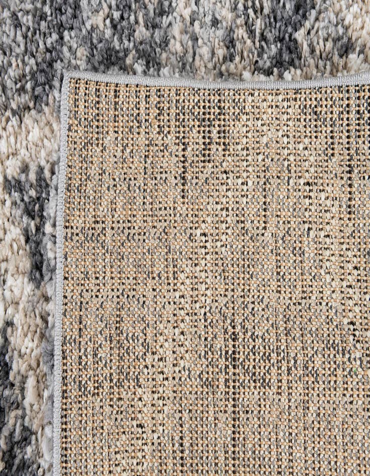 Detail image of 5' 3 x 7' 7 Athena Shag Rug