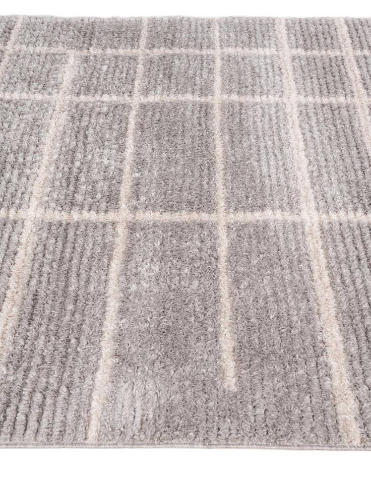 Detail image of 5' 3 x 7' 7 Athena Shag Rug