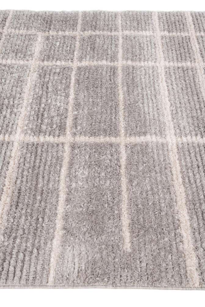 5' 3 x 7' 7 Athena Shag Rug