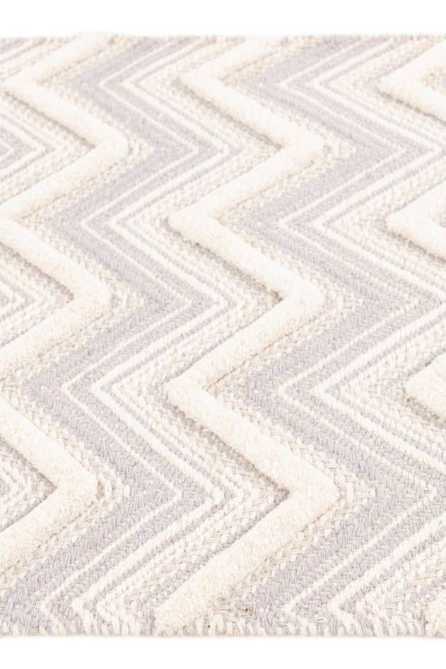 Detail image of 2' x 3' Handmade Braided Jute Rug