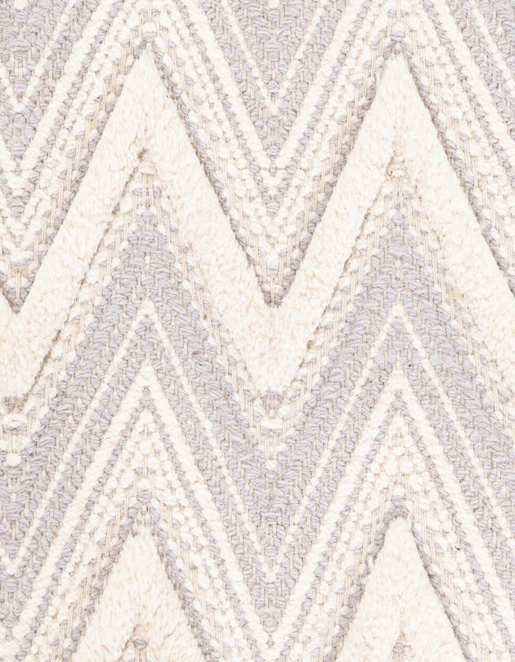 Detail image of 2' x 3'  Hand Braided Jute Rug