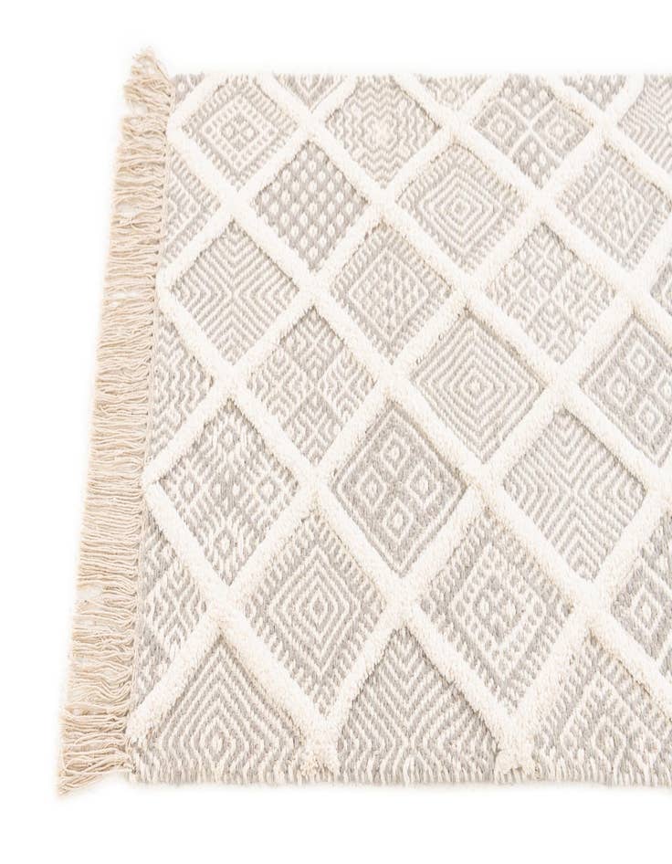 Detail image of 2' x 3'  Hand Braided Jute Rug