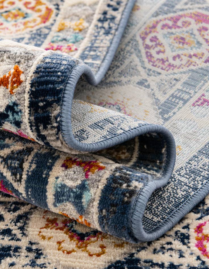 Detail image of 9' x 12' Budapest Rug