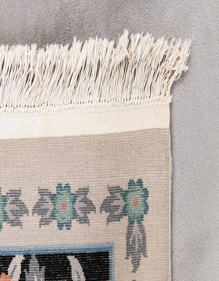 Detail image of 6' 7 x 9' 9 Hand Knotted Carved Pekin Wool Rug