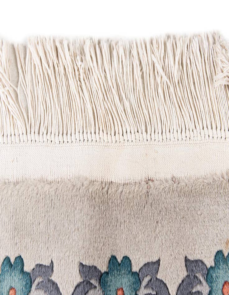 Detail image of 6' 7 x 9' 9 Hand Knotted Carved Pekin Wool Rug