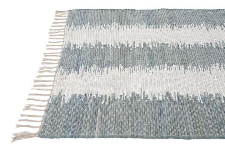 3' 1 x 5' 2 Hand Woven Chindi Cotton Rug