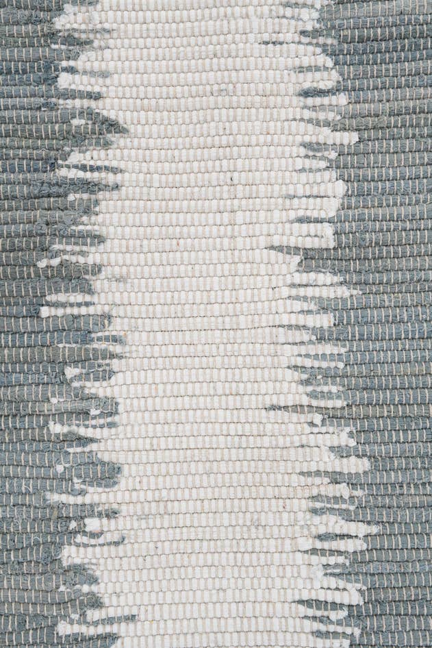 Detail image of 3' 1 x 5' 2 Hand Woven Chindi Cotton Rug
