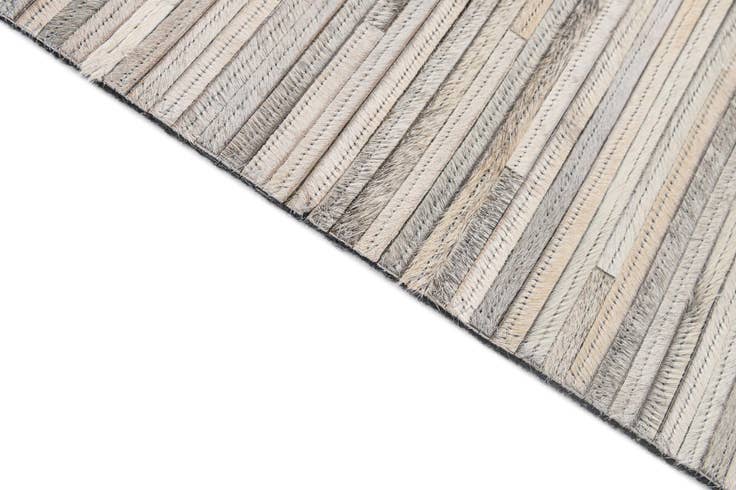 Detail image of 5' 1 x 8' 2 Cowhide - Patchwork Rug