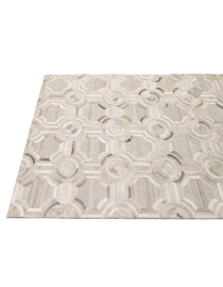 Detail image of 5' 2 x 7' 9 Cowhide - Patchwork Rug