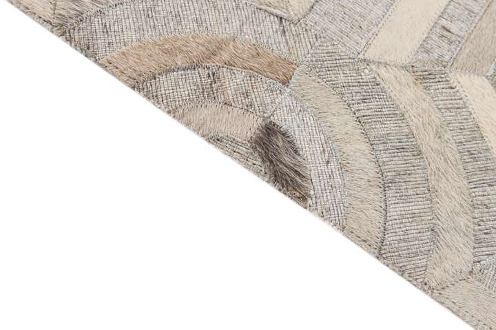 5' 2 x 7' 9 Cowhide - Patchwork Rug