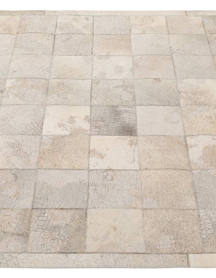 Detail image of 4' 5 x 6' 5 Cowhide - Patchwork Rug