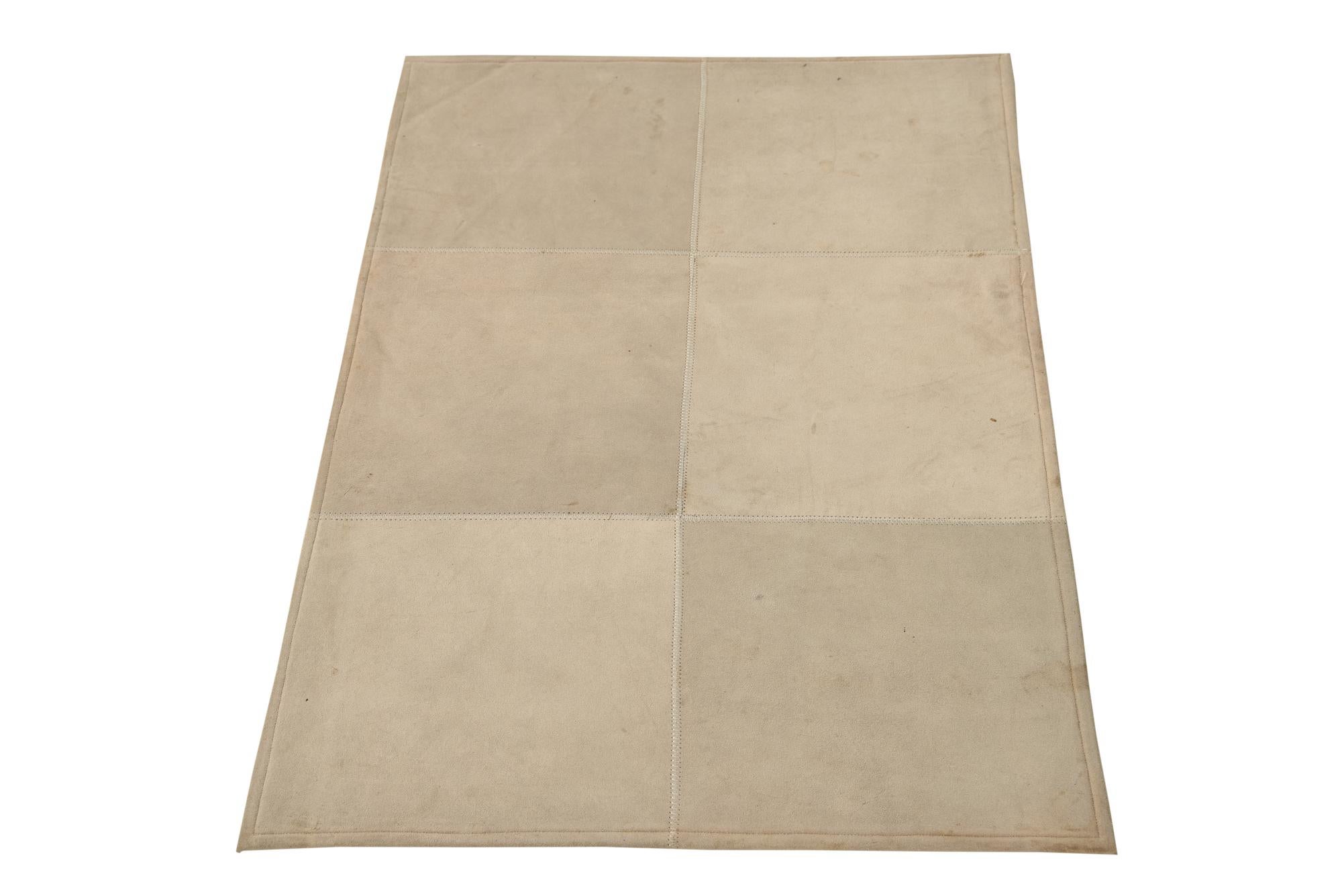 2' x 3' Cowhide Leather Rug