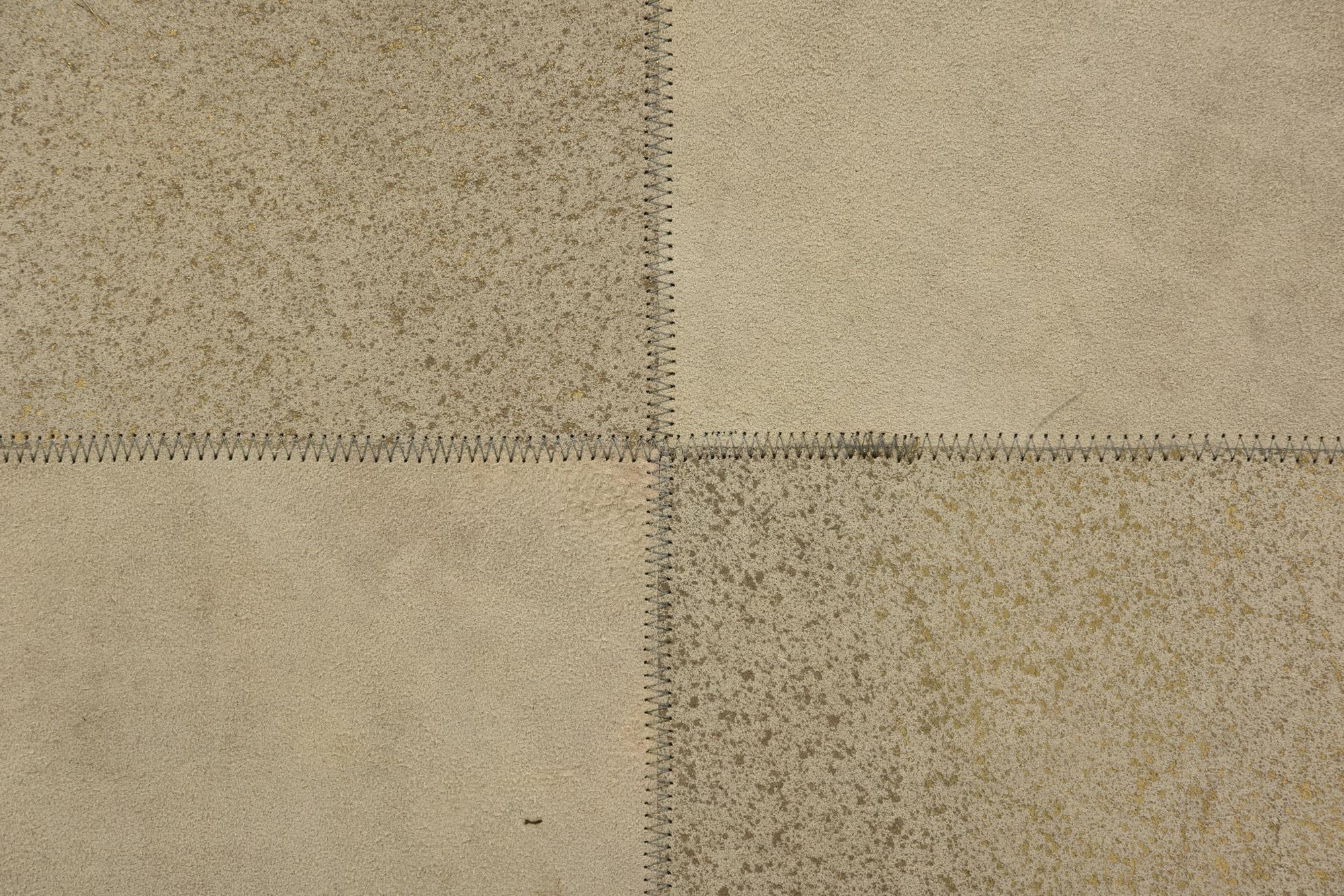 2' 1 x 3' 1 Cowhide Leather Rug