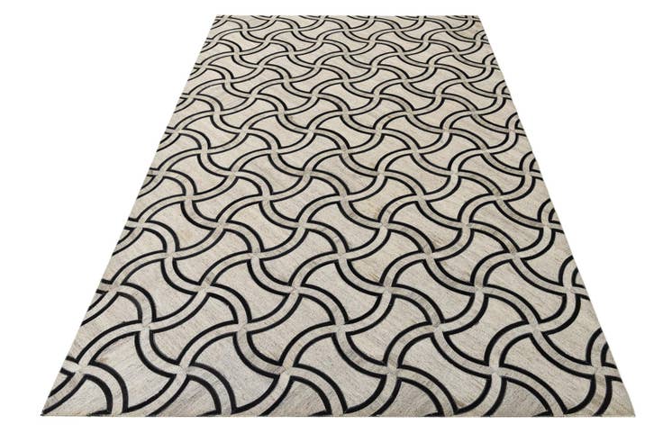 Detailansicht von 155cm x 245cm Cowhide Teppich
