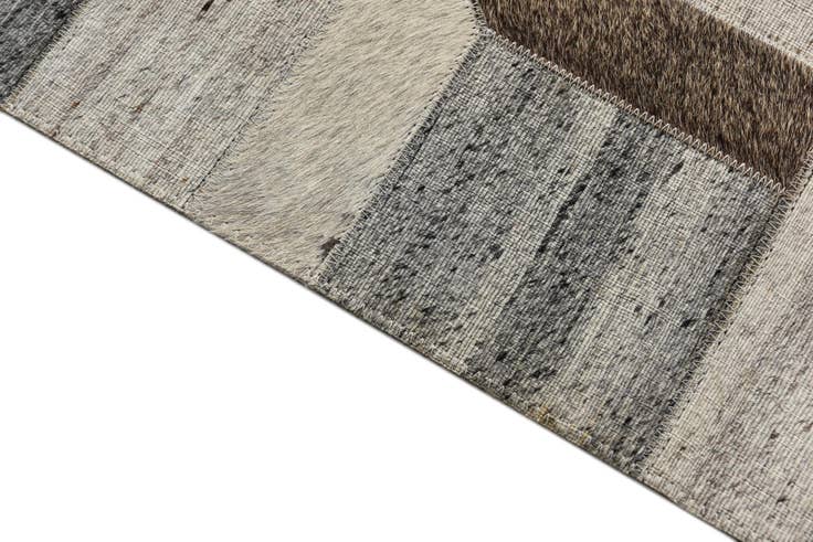 Detail image of 5' x 8' Cowhide Rug